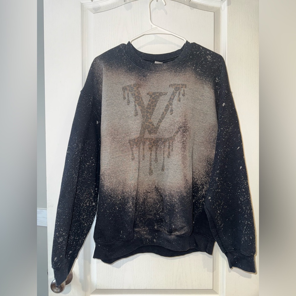 Gildan Louis Vuitton Crewneck Sweatshirt